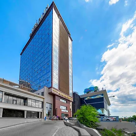 Hotel Gagarinn 4*