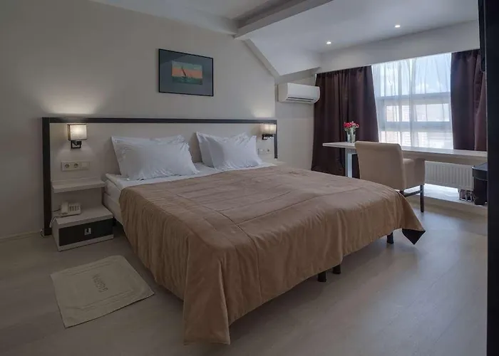 Gagarinn Ξενοδοχείο 4*