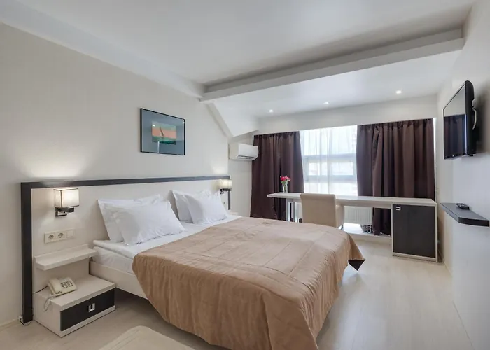 Готель Gagarinn 4*