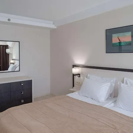 Hotel Gagarinn 4*
