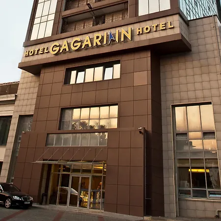 Hotel Gagarinn 4*