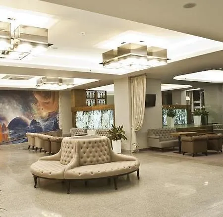 Hotel Gagarinn 4*